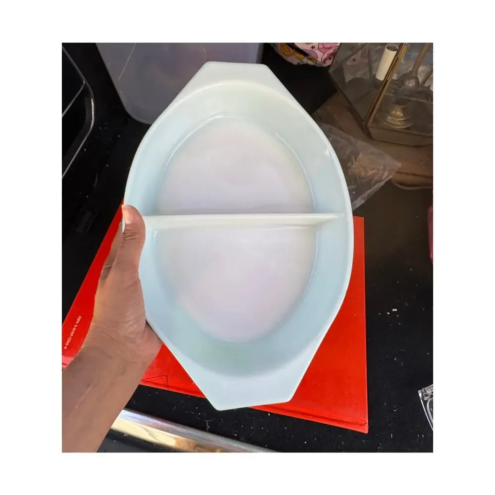 vintage Pyrex Blue Turquoise Snowflake 1.5 Quart Divided Casserole Dish